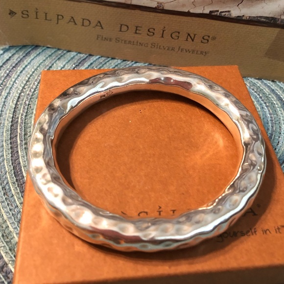 Silpada Oval Hammered Sterling Bangle Bracelet B1117 - Picture 6 of 16